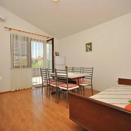 Apartment Andreja *